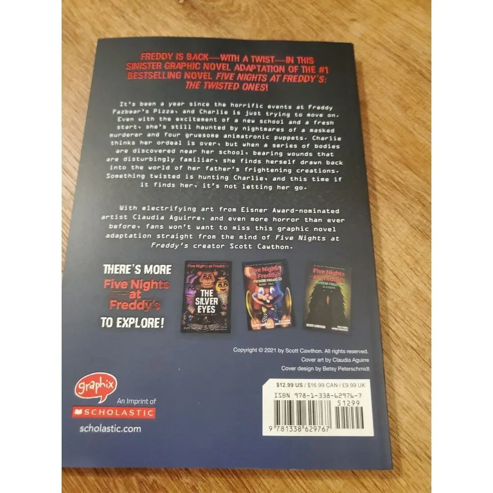 Five Nights at Freddy's The Twisted Ones‎ Graphic Novel by Scott Cawthon